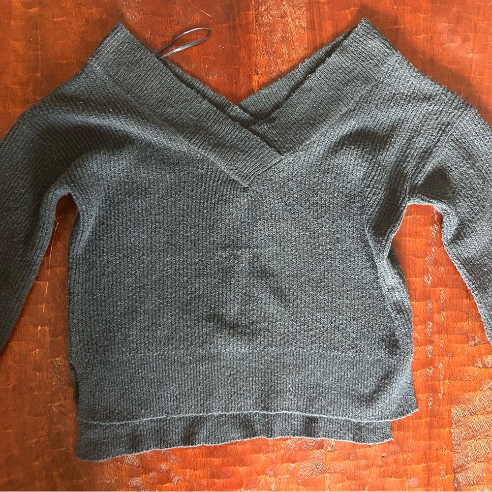 Pink Rose Women’s Blue V-neck Sweater